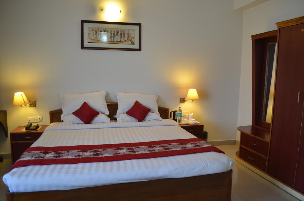 Hotel Rajdhani Regency Guwahati Bilik gambar