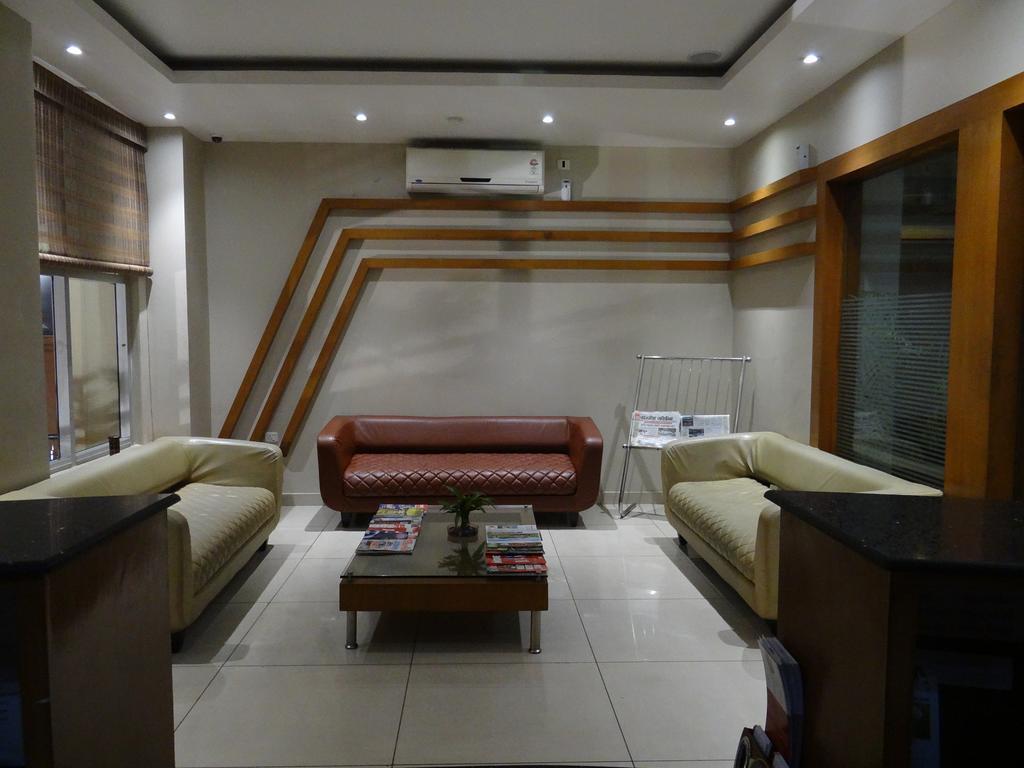 Hotel Rajdhani Regency Guwahati Luaran gambar